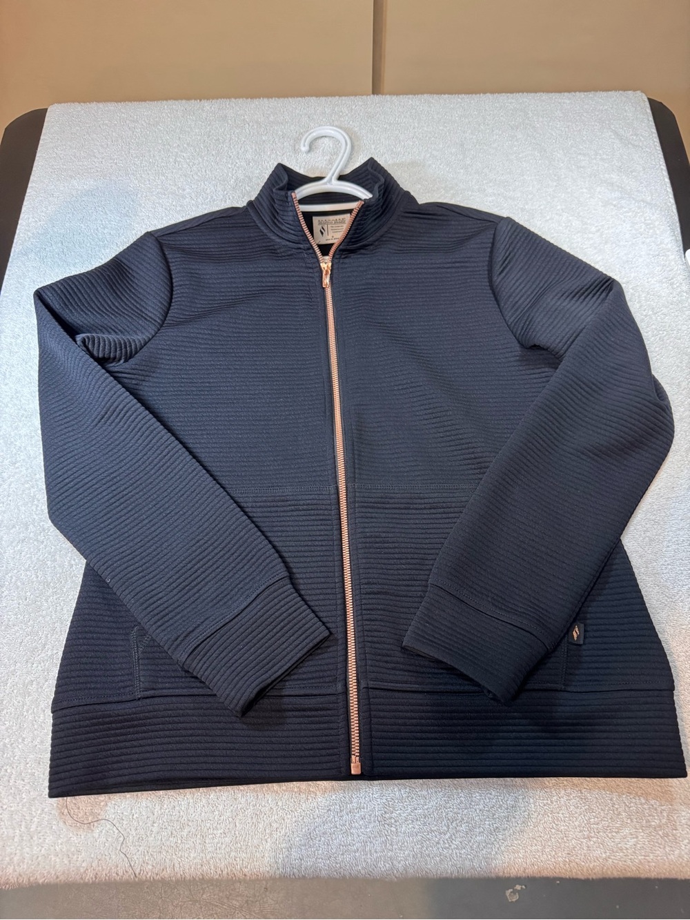 Women’s Skechers Black Hoodless Hoodie Lightweight Jacket with Rose Gold Zipper